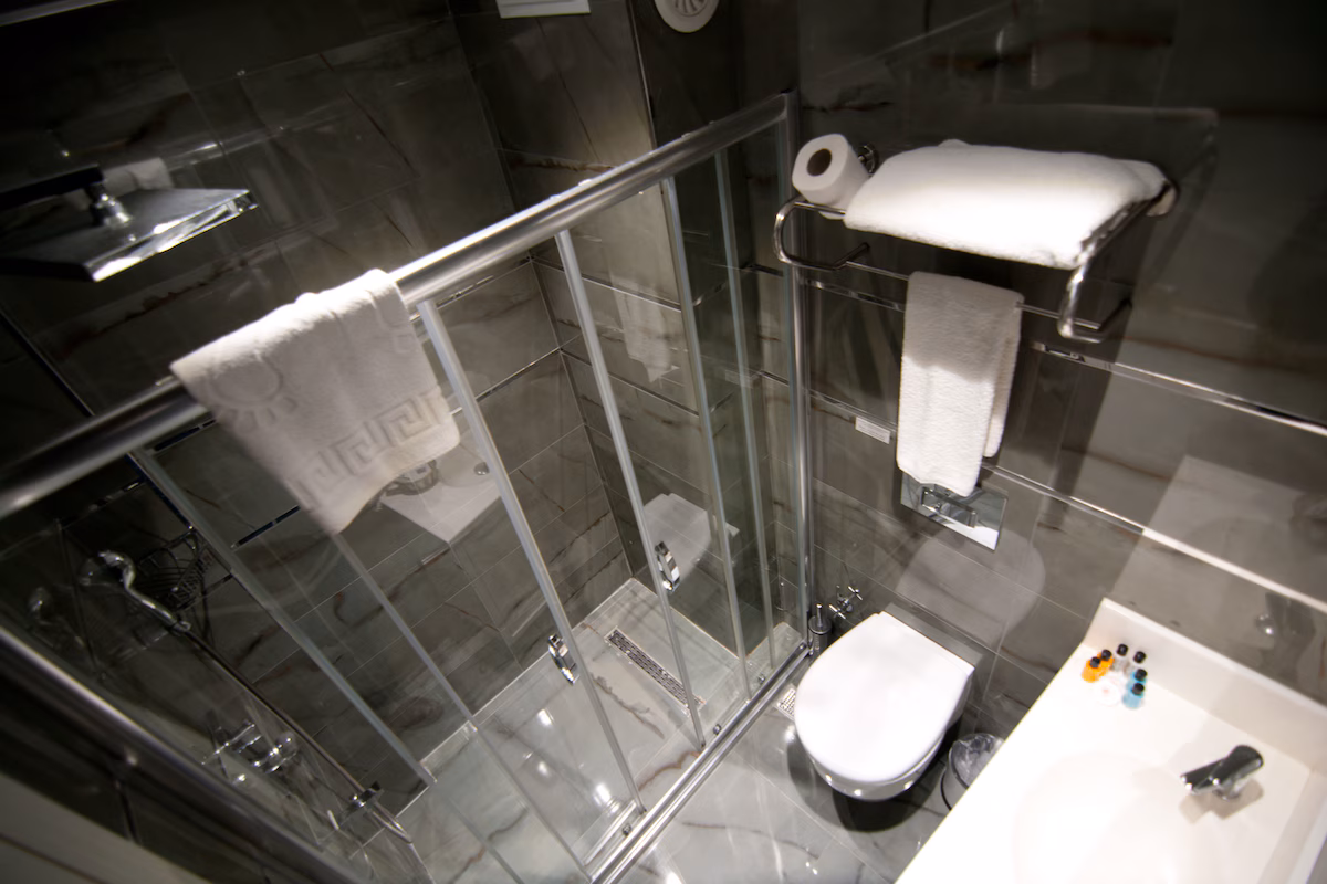 Standard Triple Room 7